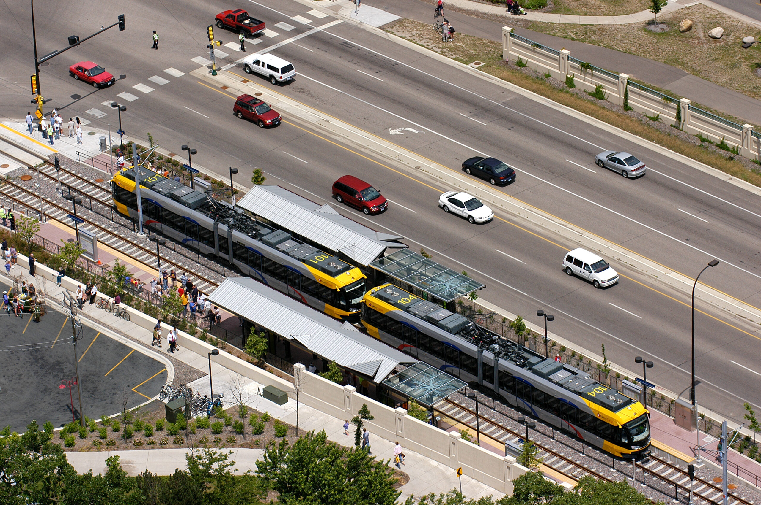 METRO Blue Line Extension LRT