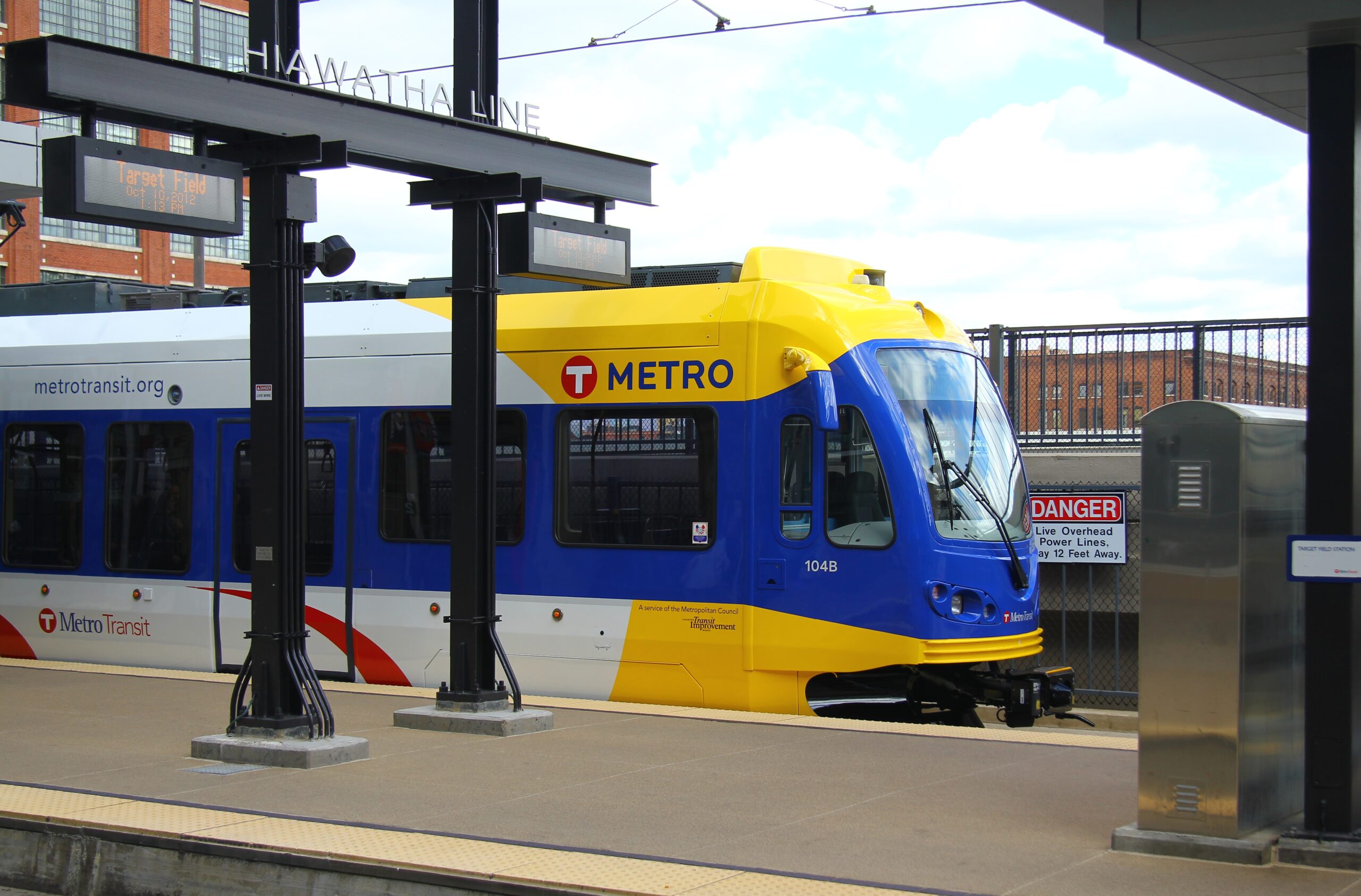 METRO Blue Line Extension LRT